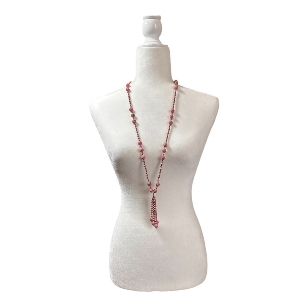 Vintage Chalkware or Resin Molded Flower Bead Necklace